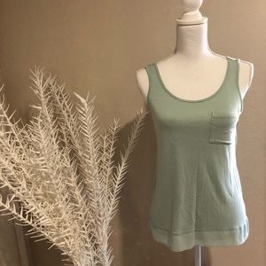 NWOT Sm Front Pocket Tank